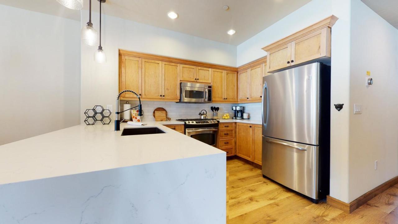 Woodwinds #1265 Townhouse *