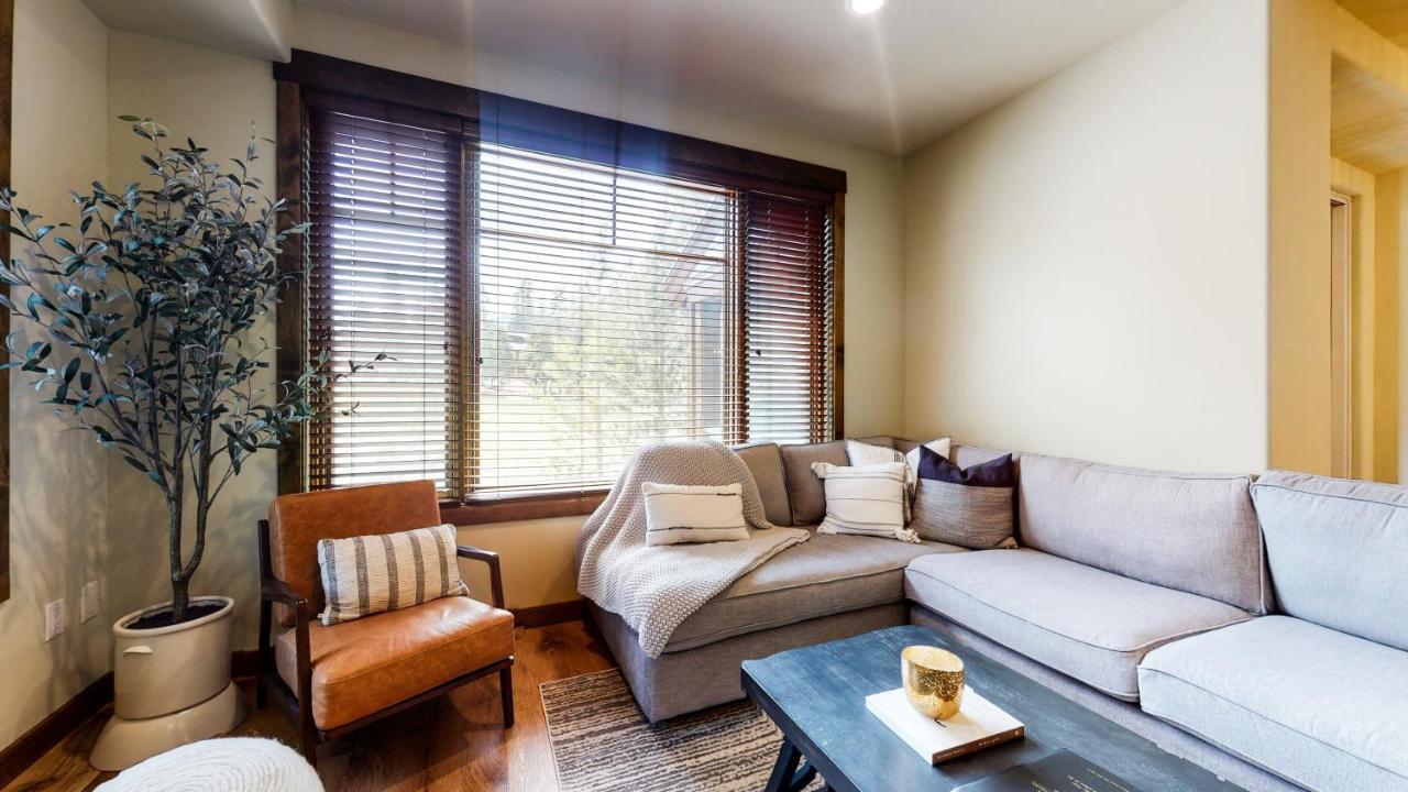 Woodwinds #1265 Townhouse